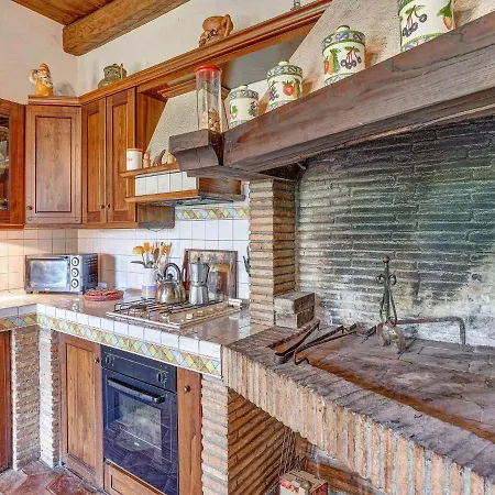 Elegant Holiday In Castel Viscardo With Terrace And Bbq