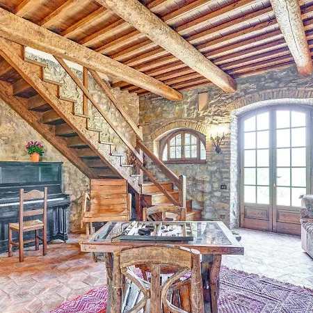 Elegant Holiday In Castel Viscardo With Terrace And Bbq